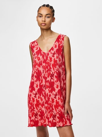 PIECES Jurk in Rood: voorkant