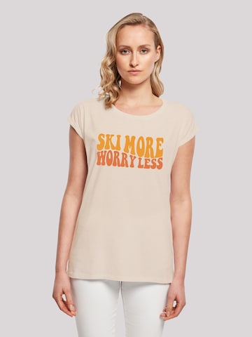 T-shirt 'Ski More Worry Less' F4NT4STIC en gris : devant