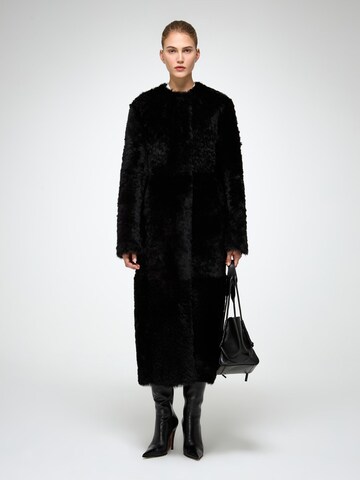V S P Winter coat 'Inesse' in Black