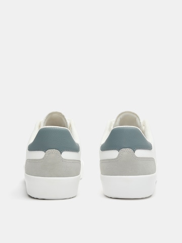 Pull&Bear Rövid szárú sportcipők - fehér