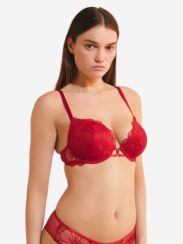 Invisible Soutien-gorge ETAM en rouge : devant