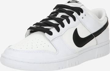 Nike Sportswear - Sapatilhas baixas 'DUNK LOW RETRO' em branco: frente