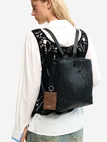 Desigual - Mochila 'BACK_HELIUM SUMY MINI BLA 26SAKP42' en negro