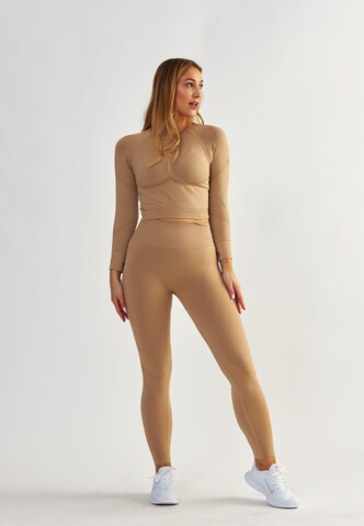 BeShaped Regular Sports trousers 'Aan de slag!' in Beige