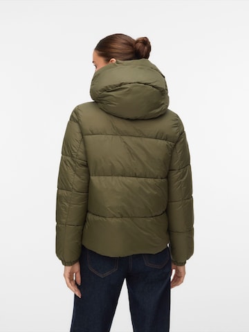 VERO MODA - Chaqueta de invierno 'VMUPPSALA' en verde
