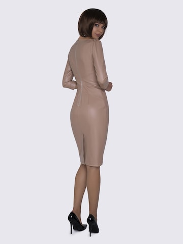 Anushka Etuikleid in Beige