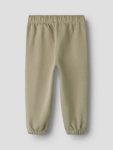 NAME IT - Tapered Pantalón en verde