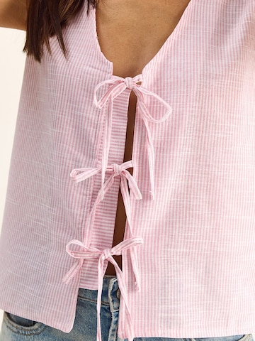Bianco Lucci Blouse in Pink
