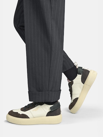 Crickit Sneakers laag 'Paria' in Beige: voorkant