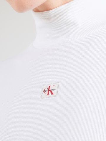 T-shirt Calvin Klein Jeans en blanc