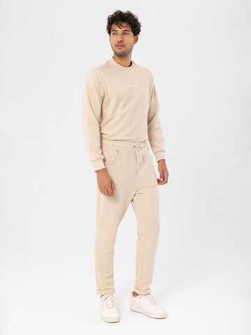 Antioch Regular Trousers in Beige