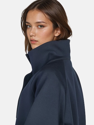 BLONDE No. 8 Between-Season Jacket in Blue