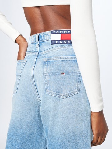 Tommy Jeans - Pierna ancha Vaquero 'Claire' en azul