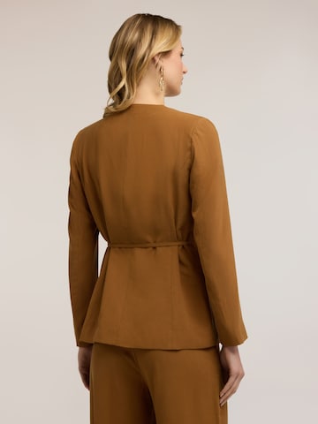 Veste mi-saison MOTIVI en marron