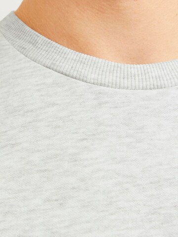 JACK & JONES Sweatshirt 'JJFERRIS' in White