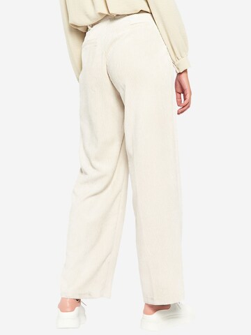 Loosefit Pantalon LolaLiza en blanc