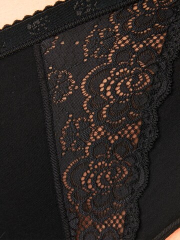 SLOGGI Slip 'Chic'‌‌‌‌‌‌‌ in Schwarz