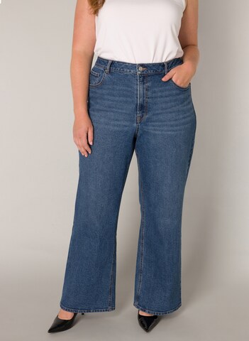 BASE LEVEL CURVY Wide leg Jeans in Blue: front