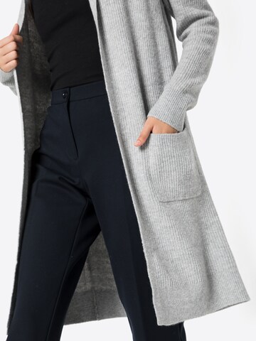 s.Oliver Strickjacke in Grau