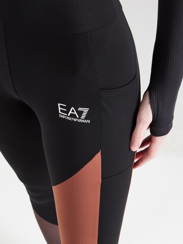 EA7 Emporio Armani Skinny Urheiluhousut värissä ruskea