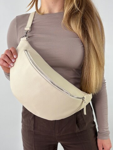 lePelou Gürteltasche in Beige