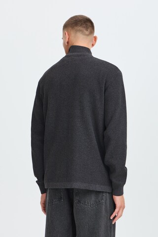 !Solid Sweater 'SDVian' in Grey