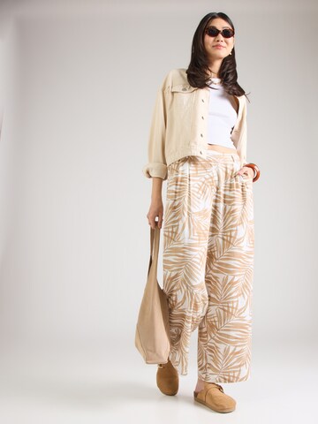 ONLY Широкий Брюки со складками 'ONLEMMIA-SIESTA' в Белый