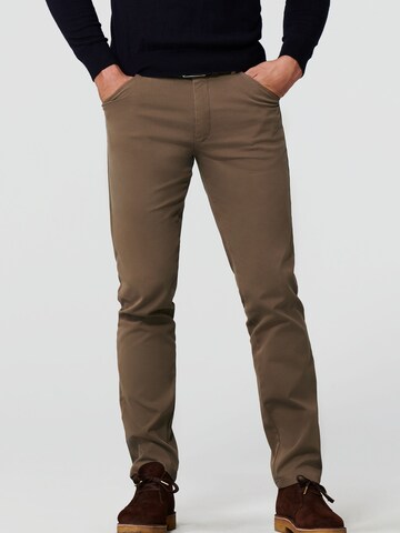 MEYER Slim fit Chino Pants in Brown: front