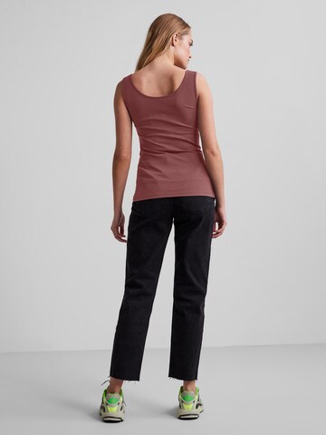 PIECES Top 'PCKitte' in Brown
