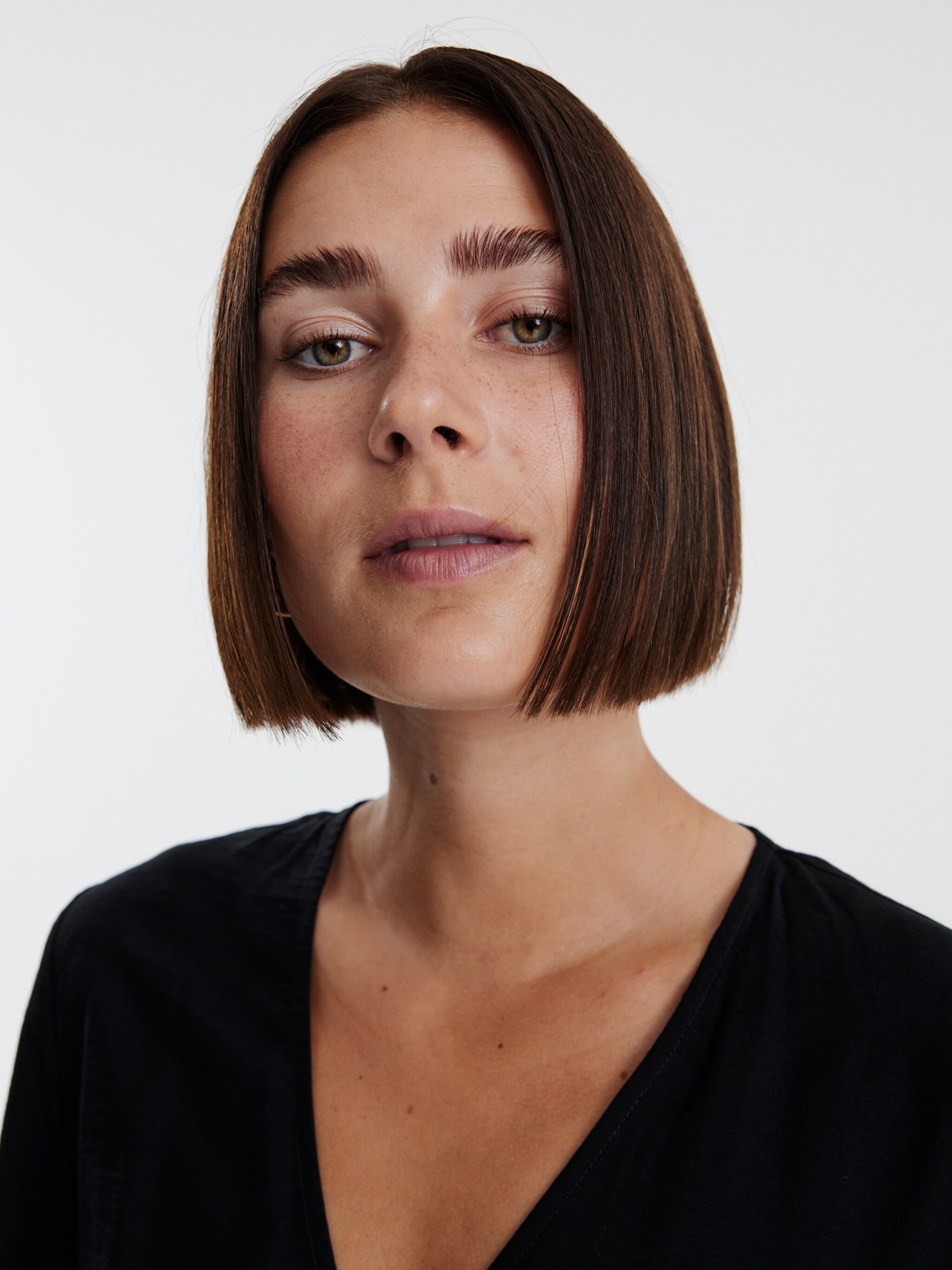 EDITED Produkte Kleid 'Alara' schwarz