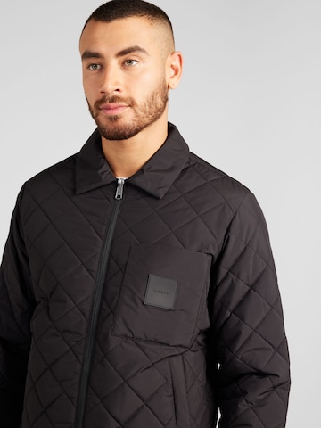 Veste mi-saison 'Capital' MAKIA en noir