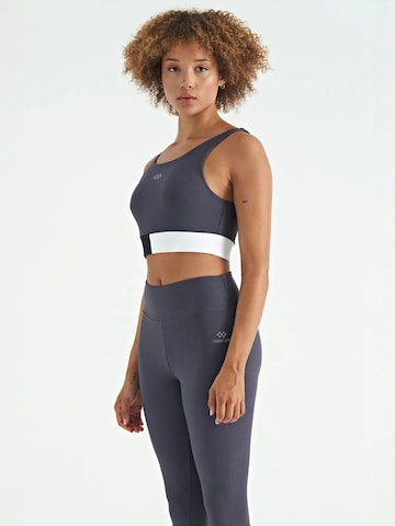 Haut de sport 'Aktive Oberteile' Tommy Life en mélange de couleurs