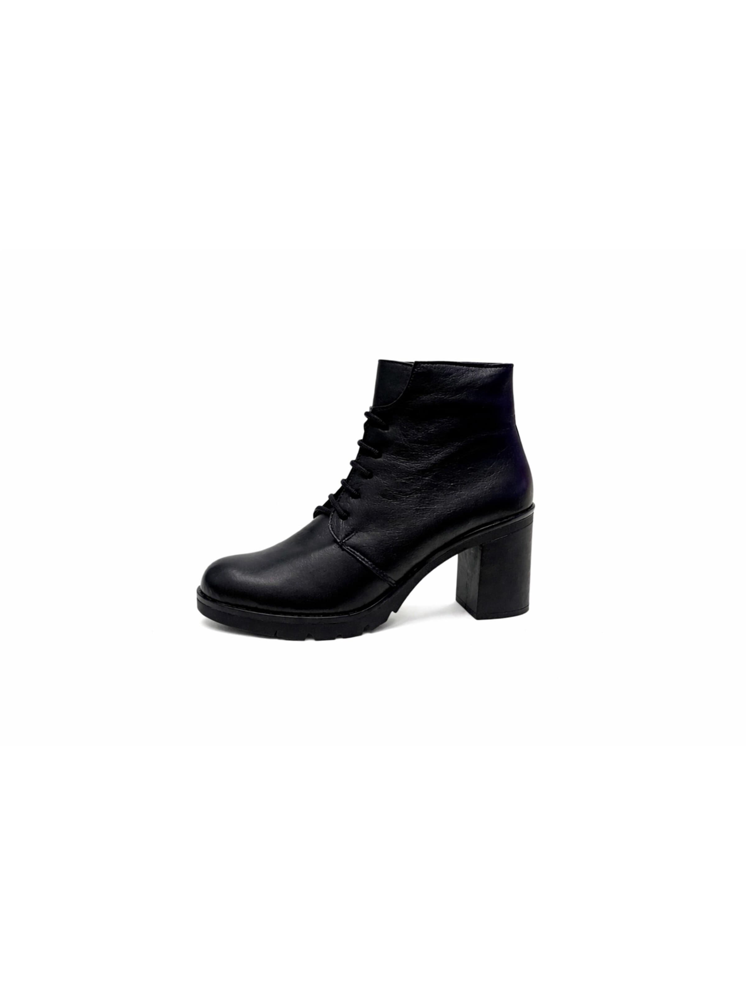 Ankle boots di Lorévine in nero