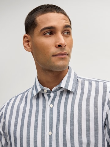 Coupe slim Chemise business 'Pit' JOOP! en bleu