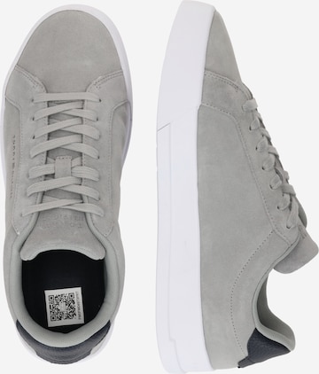 TOMMY HILFIGER Sneakers laag 'Court' in Grijs