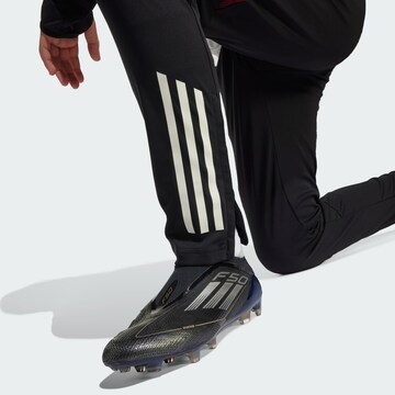 Effilé Pantalon de sport 'Manchester United Tiro 24' ADIDAS PERFORMANCE en noir
