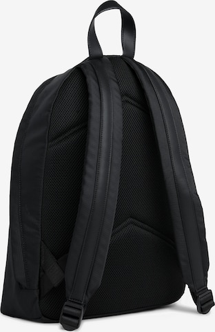 Calvin Klein Backpack 'ESSENTIAL CAMPUS' in Black