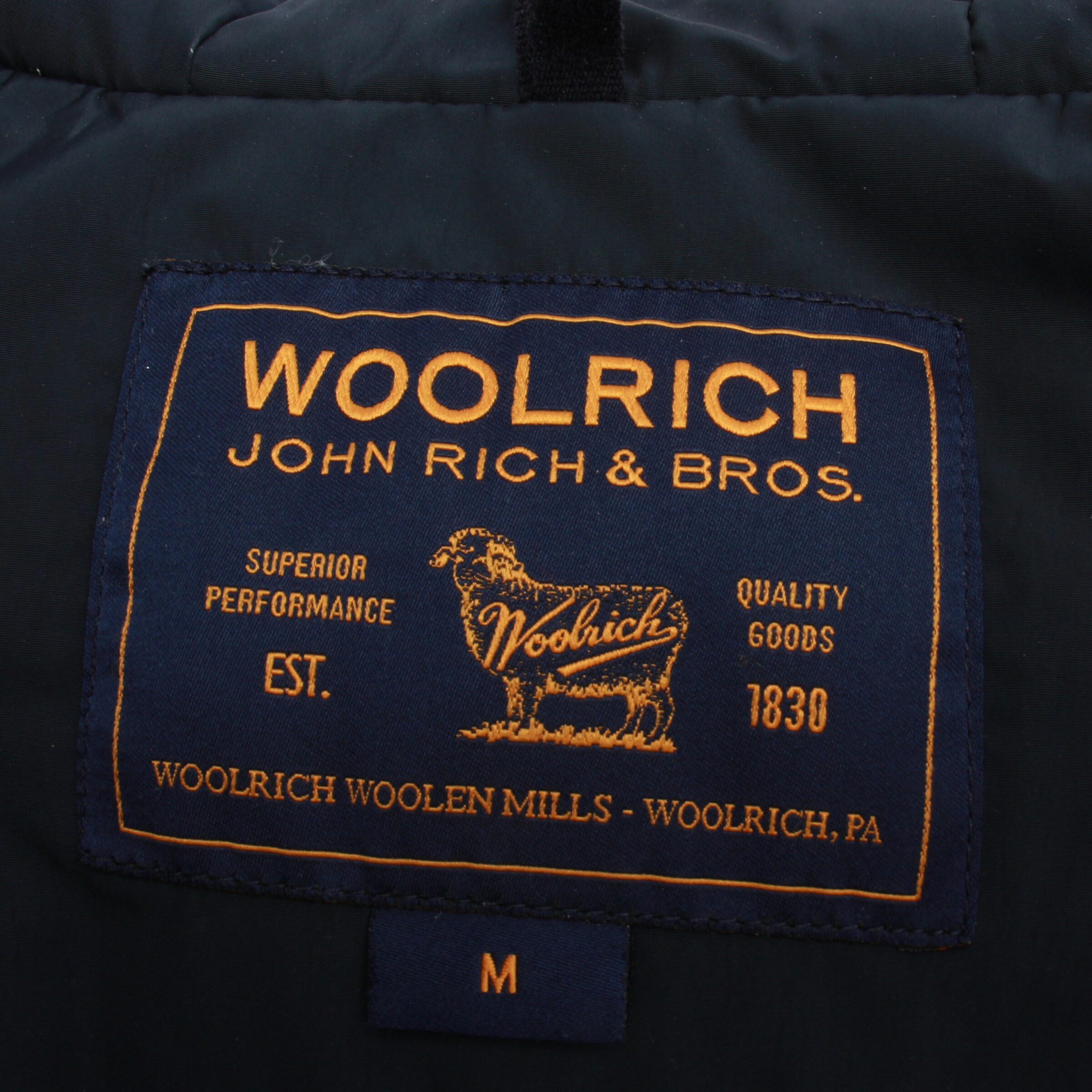 Woolrich Jacket & Coat in M in Black