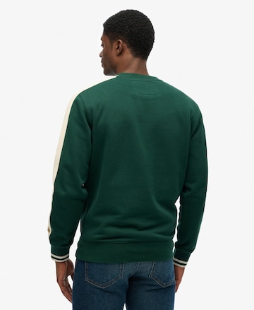 Sweat-shirt Superdry en vert