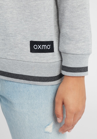 Oxmo Sweatshirt 'Omaya' in Grijs