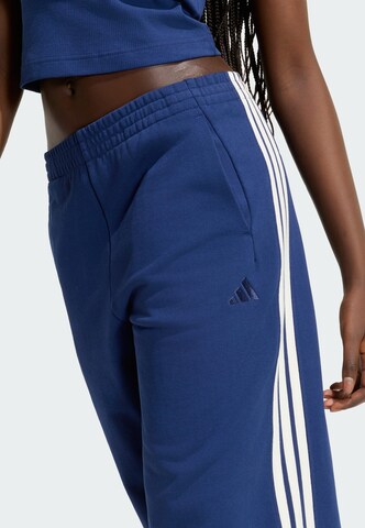 Loosefit Pantalon de sport ADIDAS SPORTSWEAR en bleu