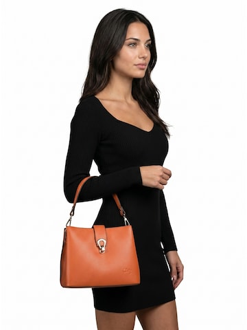 Cluty Crossbody Bag in Orange
