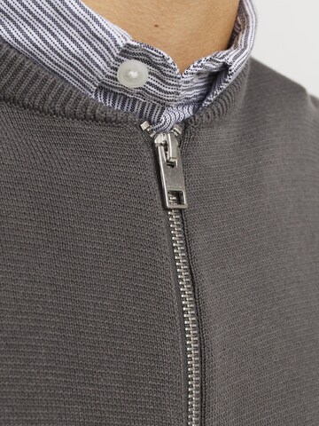Vestes en maille 'JJCalvin' JACK & JONES en gris