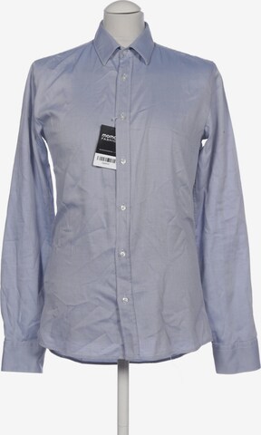 HUGO Button Up Shirt in S in Blue: front