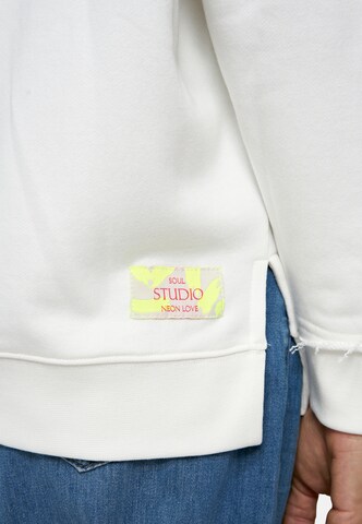 Smith&Soul Sweatshirt in Yellow