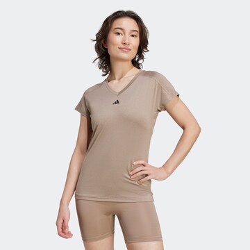 ADIDAS PERFORMANCE Funktionsshirt 'Train Essentials' in Braun: Vorderseite