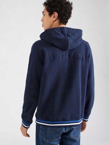 Sweat-shirt 'NAAVO' ARMEDANGELS en bleu