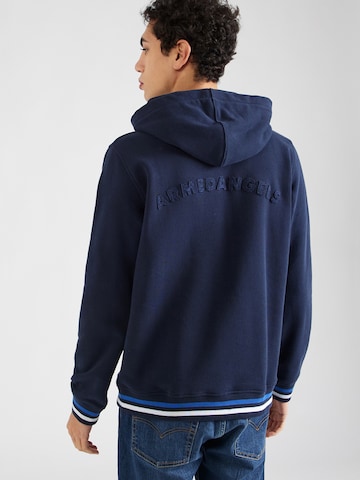 Sweat-shirt 'NAAVO' ARMEDANGELS en bleu