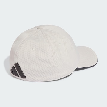 Casquette de sport 'Audi Revolut F1 Team Dna' ADIDAS PERFORMANCE en blanc