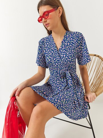 Robe Bianco Lucci en bleu